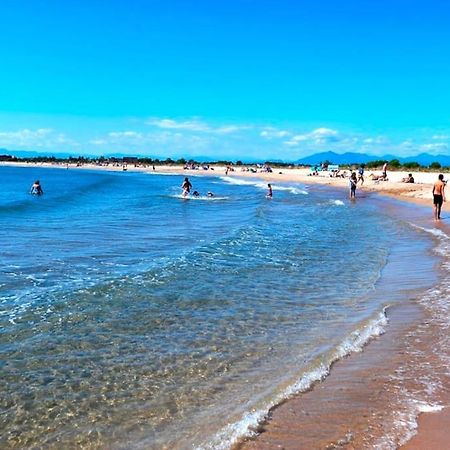 Lindo Apartamento Con Vistas Al Puerto Mistral Емпуриабрава Екстериор снимка